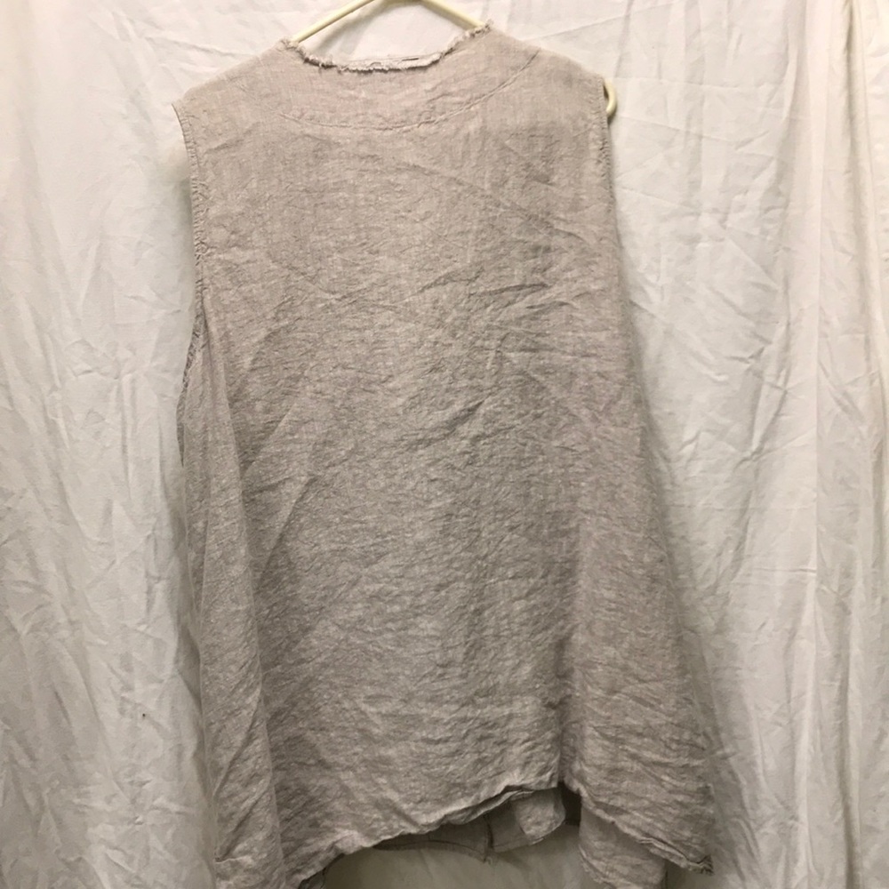 Linen Tunic - Picture 2 of 3